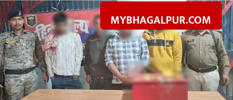 भागलपुर के दुर्गा मंदिर से चोरी गए गहने बरामद, पुलिस ने हवाई अड्डा इलाके से 4 चोरों को दबोचा
