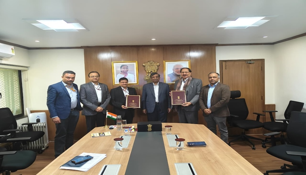 पटना: MoRTH और IIT पटना ने सुरंग सुरक्षा और पहाड़ी ढलान संरक्षण के लिए समझौता ज्ञापन पर हस्ताक्षर किए।