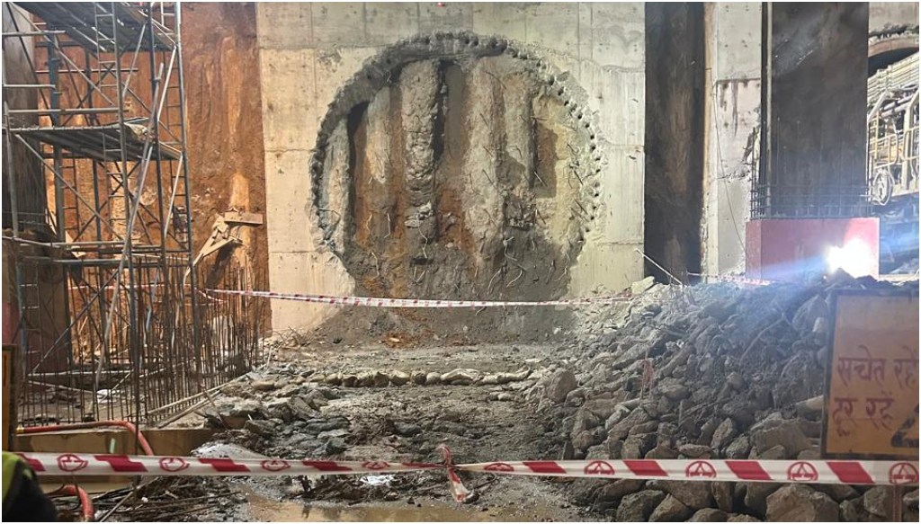 पटना मेट्रो नेटवर्क में तेजी, TBM ने PMCH स्टेशन पर सफलतापूर्वक पहुंचकर महत्वपूर्ण मील का पत्थर तय किया।