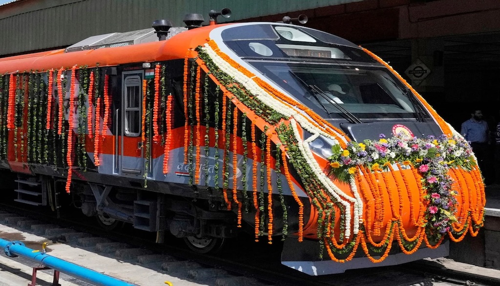 अमित शाह ने सीतामढ़ी में वंदे भारत एक्सप्रेस शुरू करने की घोषणा, धार्मिक पर्यटन को मिलेगा बढ़ावा