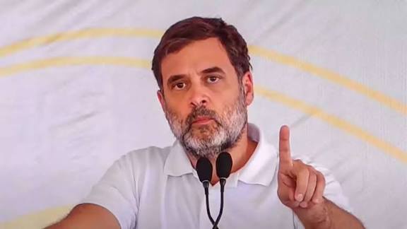 राहुल गांधी का बड़ा हमला, बिहार में नीतीश कुमार और मोदी पर लगाया “ड्रामा राजनीति” का आरोप