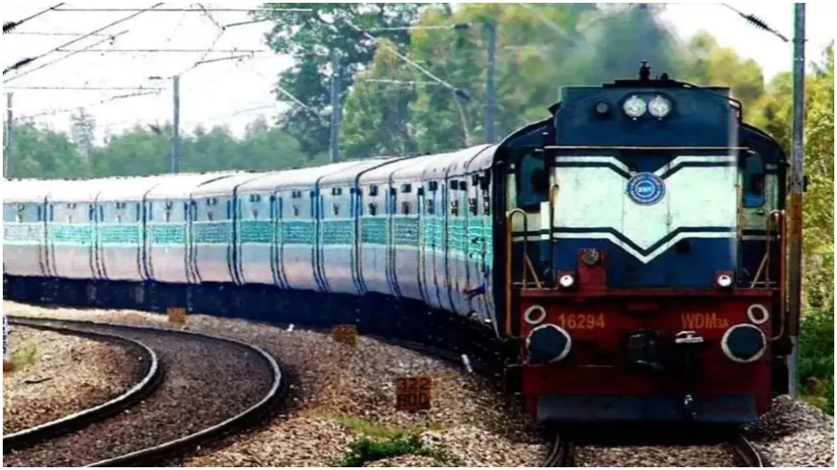 सीनियर सिटीजन से छूट वापस लेने से 5800 करोड़ रुपये रेलवे की कमाई, RTI से पता चला