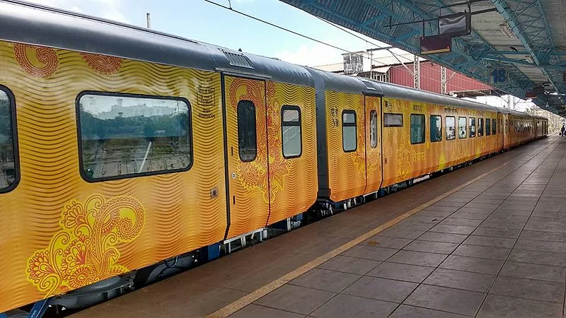 Tejas मकर संक्रांति पर तेजस राजधानी का नया रूट घोषित, भागलपुर-जमालपुर होते हुए पहुंचेगी राजधानी