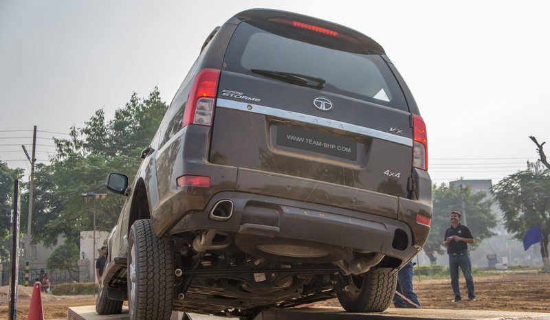 थाना कर रहा गाड़ियों का नीलामी, टाटा सफ़ारी 55 हज़ार और SCORPIO 1.4 लाख में. देखे सभी 111 गाड़ियों का दाम