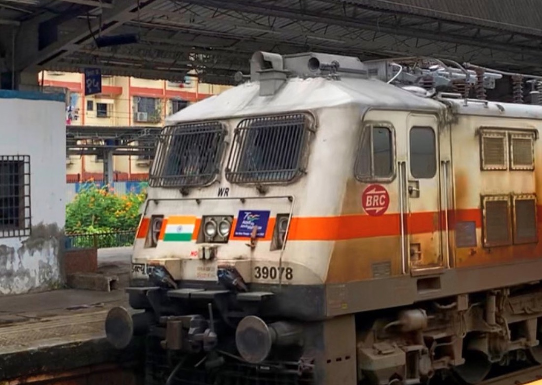 भागलपुर रेलखंड पर 6 दिन के लिए कई ट्रेन का रूट बदला और 6 ट्रेन हुई रद्द. रेलवे का नया लिस्ट देखिए