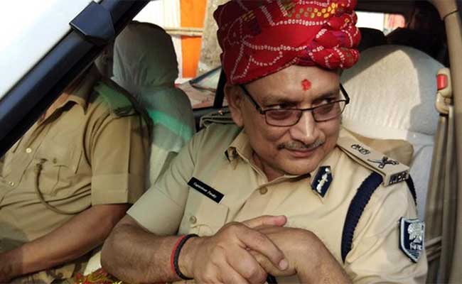 फेल हो गये थे परीक्षा में, होना पड़ा जलील तो संस्कृत से पढ़ाई कर दिखा दिया IPS कैसे बना जाता हैं.