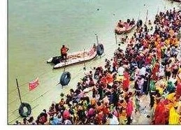 बटेश्वरनाथ धाम में उमड़ा आस्था का सैलाब: सावन की पहली सोमवारी पर 70 हजार श्रद्धालुओं ने किया जलाभिषेक