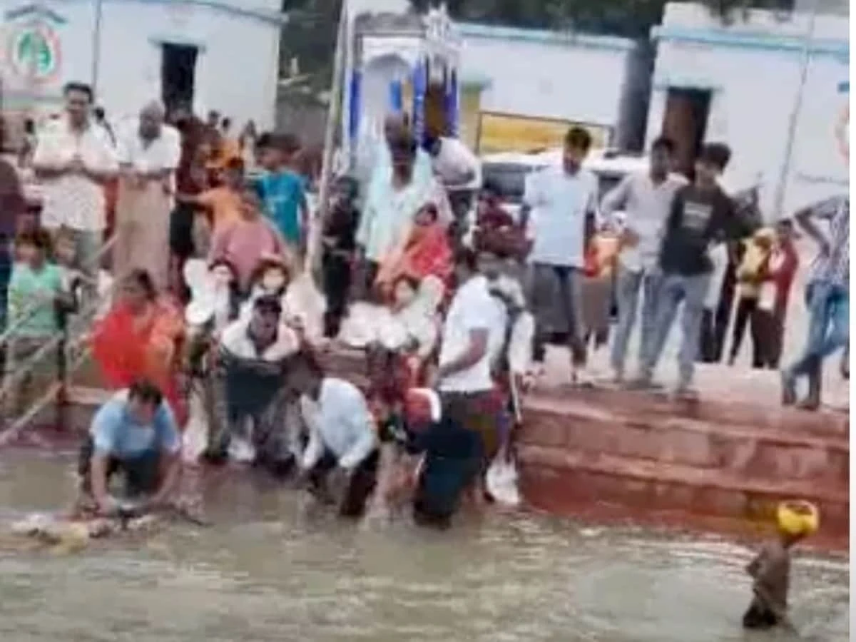 भागलपुर में विसहारी पूजा की धूम: 150 से ज्यादा मूर्तियों का विसर्जन, देखें पूरी खबर