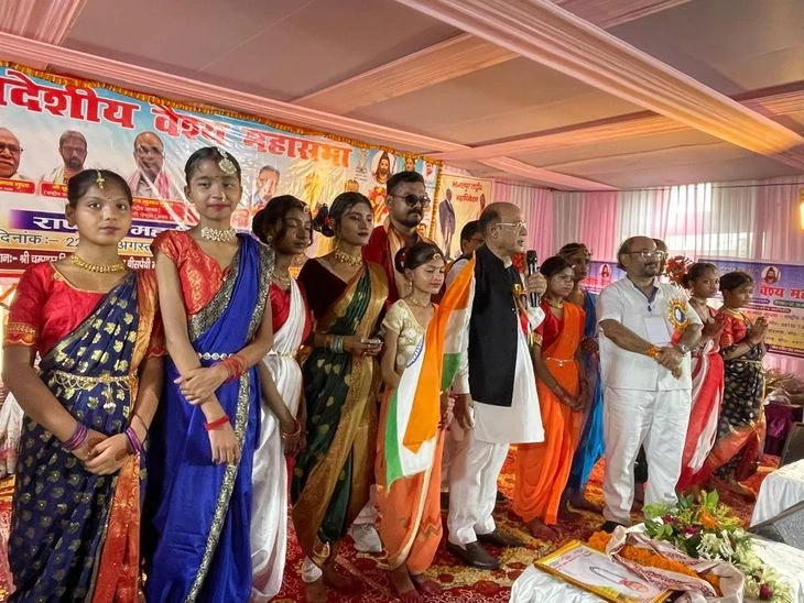 भागलपुर में हुआ भव्य सम्मान समारोह, डॉ. विजय कुमार गुप्ता हुए सम्मानित