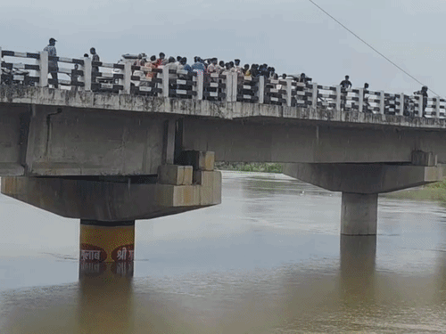 चंपा नदी में डूबे युवक की तलाश जारी, एसडीआरएफ की टीम कर रही है रेस्क्यू