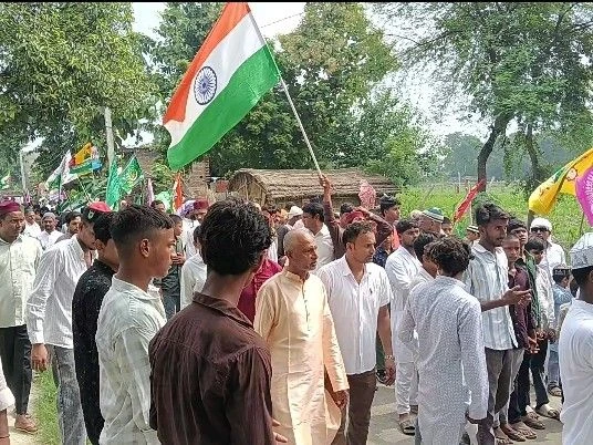 भागलपुर में ईद-ए-मिलाद पर निकला जुलूस, अमन और भाईचारे का संदेश
