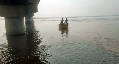 बड़ी खबर: भागलपुर में गंगा नदी में नाव पलटी, दो मजदूर लापता!