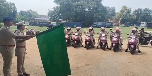 भागलपुर में रक्षाबंधन पर अनोखी पहल, महिलाओं की सुरक्षा के लिए 'पुलिस दीदी' टीम रवाना