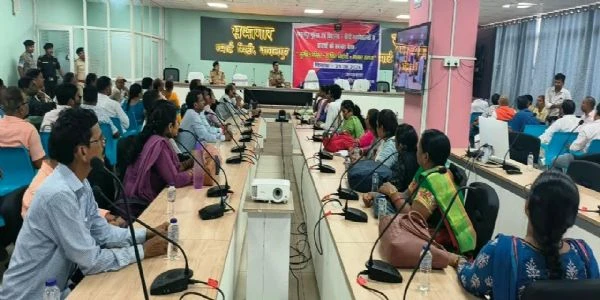 भागलपुर में स्कूल-कॉलेज के पास बढ़ेगी पुलिस गश्ती और चालकों का होगा सत्यापन