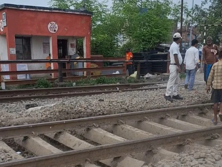 नारायणपुर में रेलवे ट्रैक काम के कारण दो दिन बंद रहेगी सड़क
