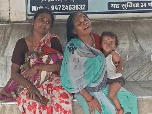 मायागंज अस्पताल में प्रसव के बाद प्रसूता की मौत, परिजनों ने लगाया लापरवाही का आरोप