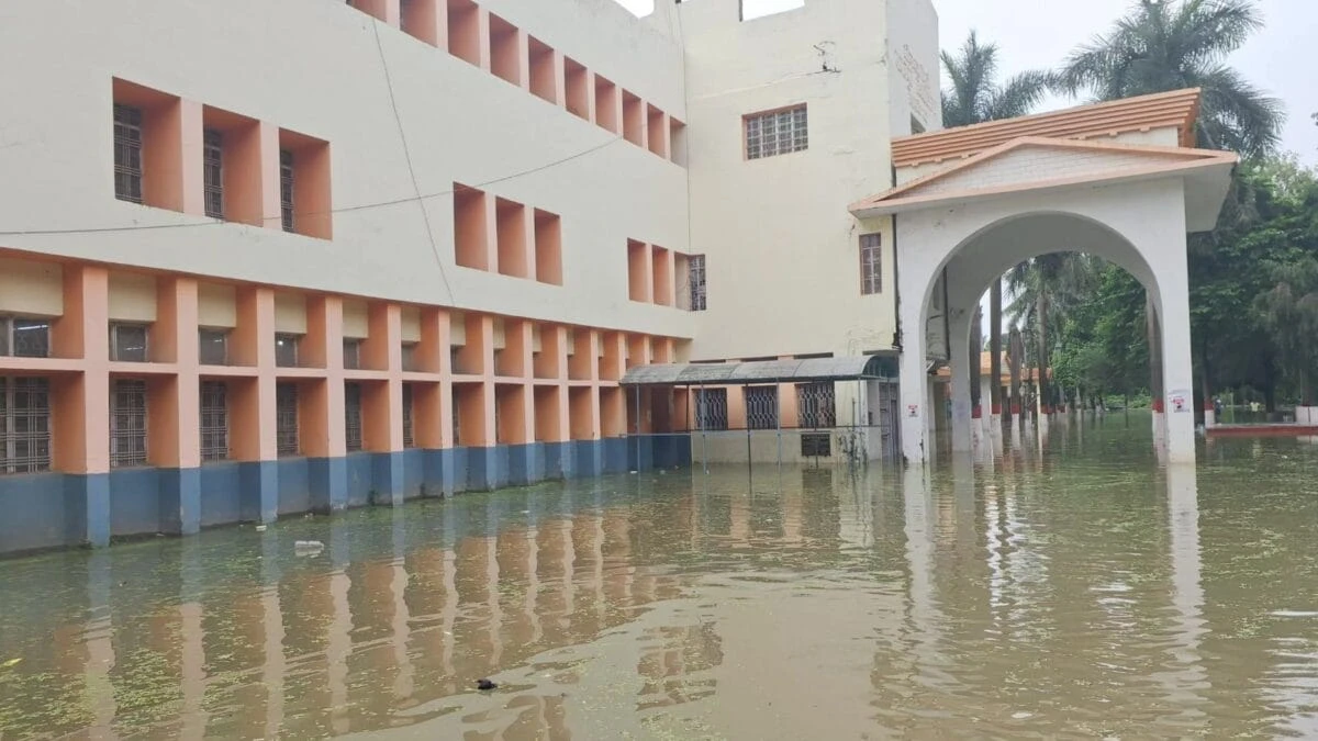 बिहार में भयंकर बाढ़ का तांडव, 12 जिले प्रभावित और 22 लाख से ज्यादा लोग संकट में