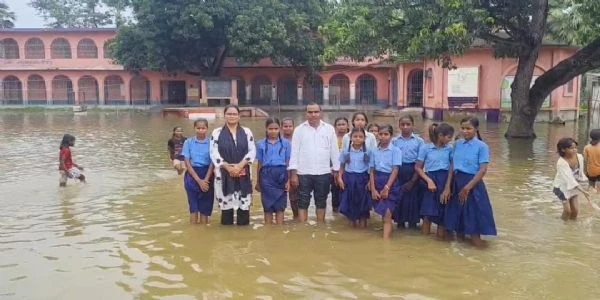 गंगा का जलस्तर घटा पर दियारा में संक्रमण का बड़ा खतरा, जानिए पूरी खबर