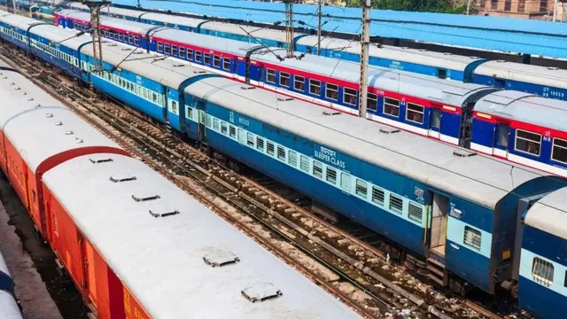 दुर्गा पूजा और दिवाली पर खुशखबरी! आनंद विहार और भागलपुर के बीच स्पेशल ट्रेन