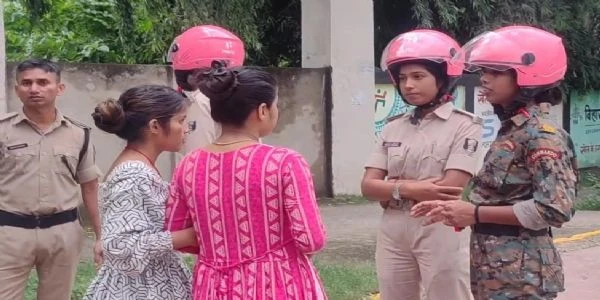 वायरल वीडियो के बाद भागलपुर पुलिस अलर्ट, पार्कों में तैनात 'पुलिस दीदी'