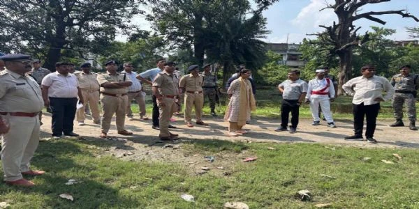 भागलपुर में डीएम और एसएसपी ने किया वैकल्पिक मार्गों और गंगा घाटों का निरीक्षण