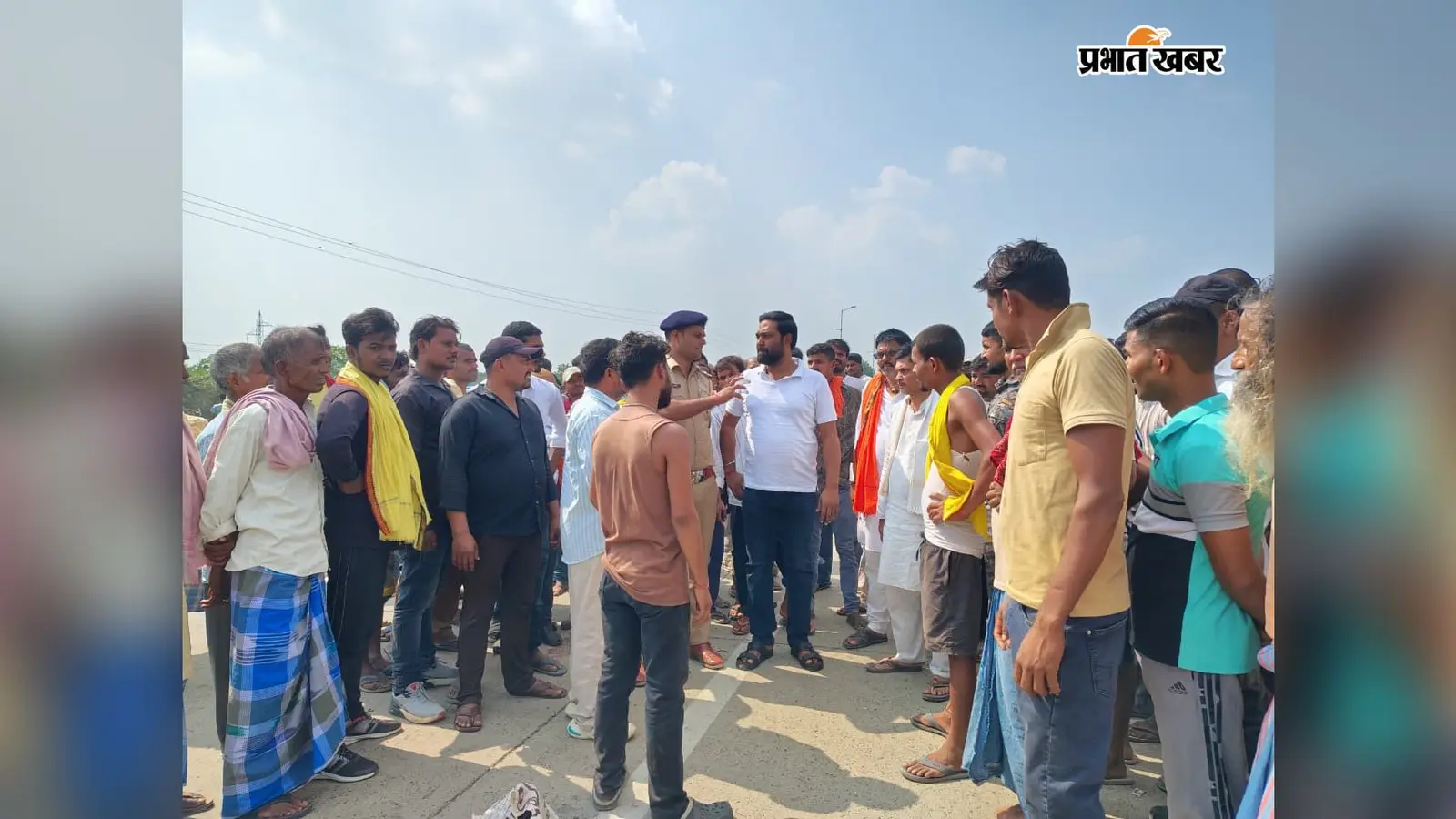 भागलपुर में तेज रफ्तार हाइवा ने महिला को कुचला, चार घंटे तक जाम रहा बायपास
