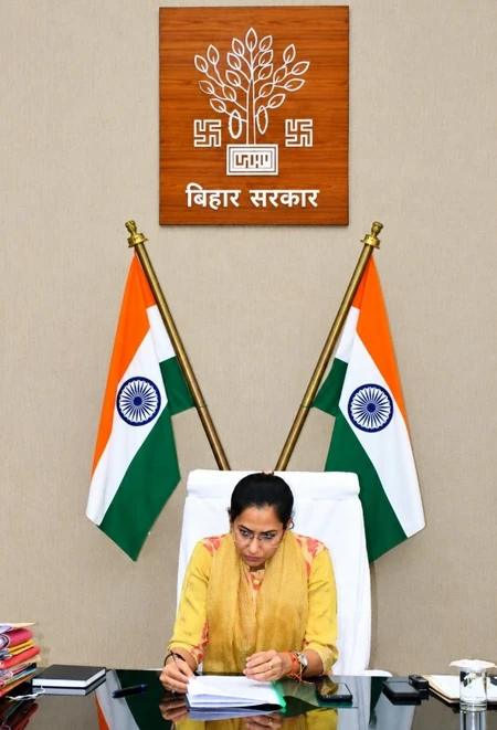 भागलपुर में डीएम ने की कायाकल्प अभियान के विकास कार्यों की समीक्षा