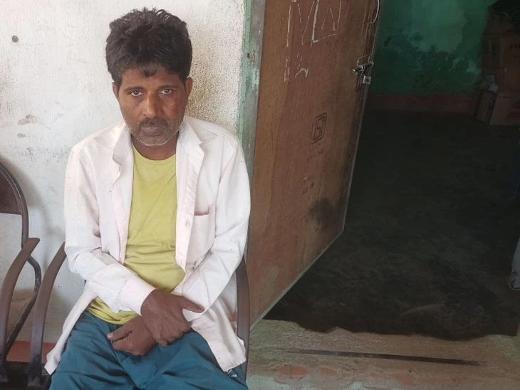 अमरपुर में कार की टक्कर से ऑटो चालक गंभीर रूप से घायल